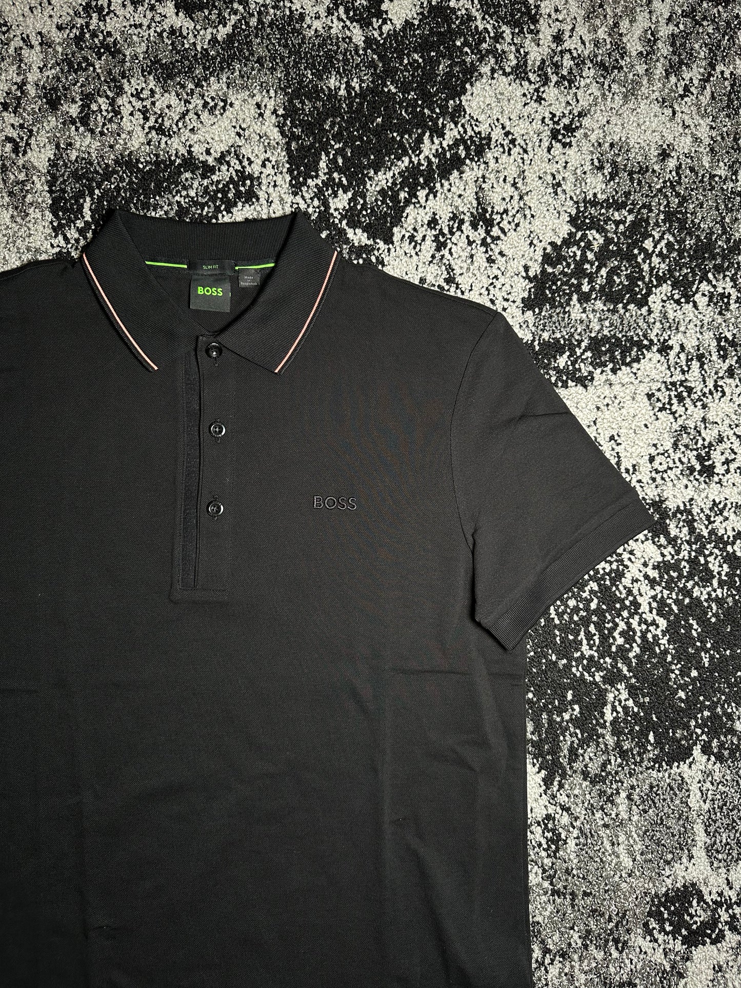 Paule 4 Black / Coral