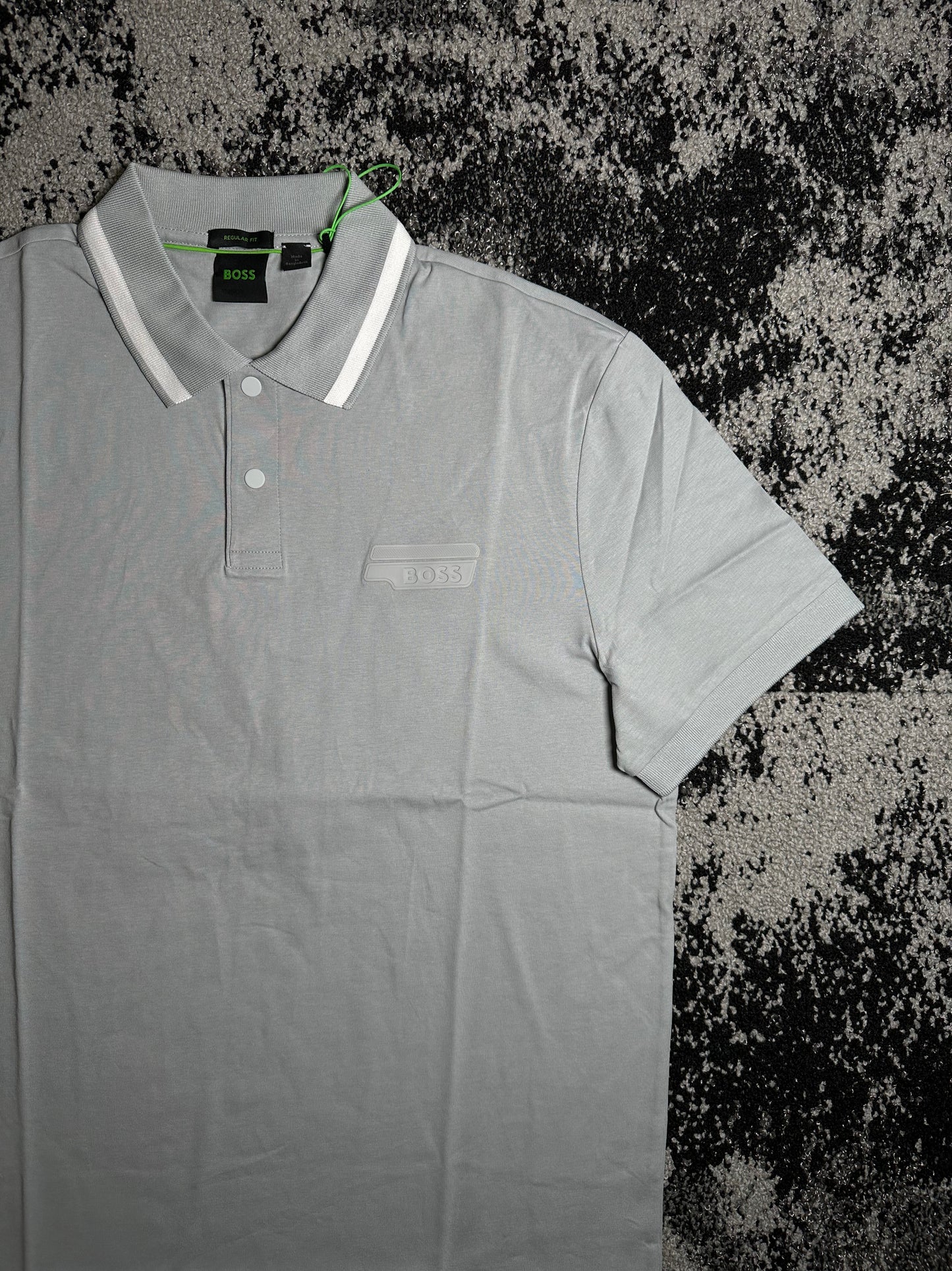 Pio Badge Light Gray