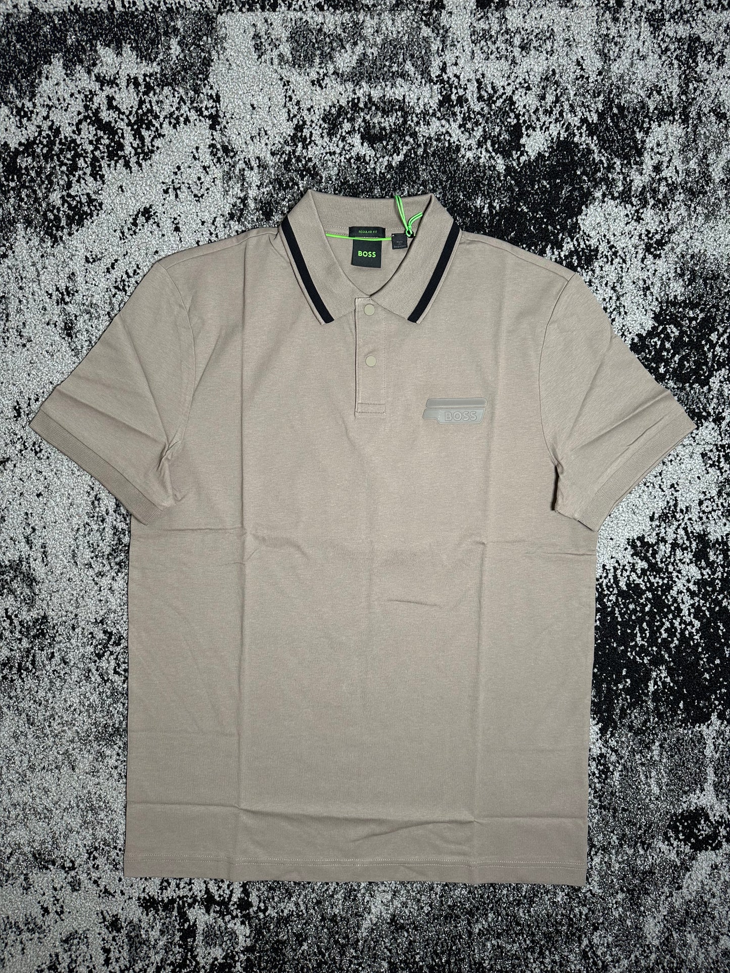 Pio Badge Taupe