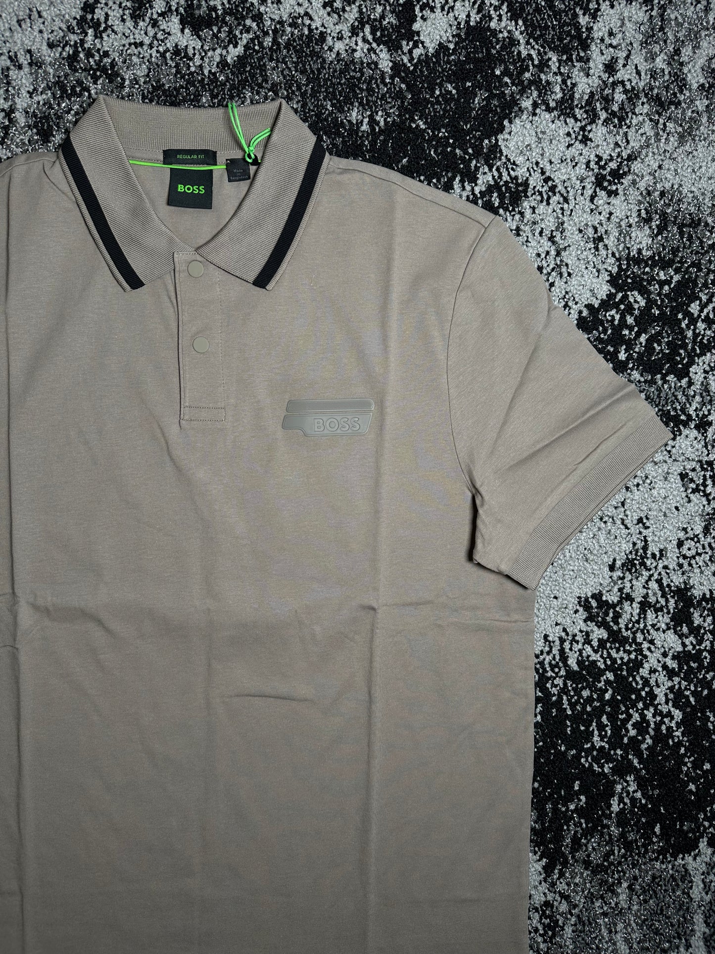 Pio Badge Taupe
