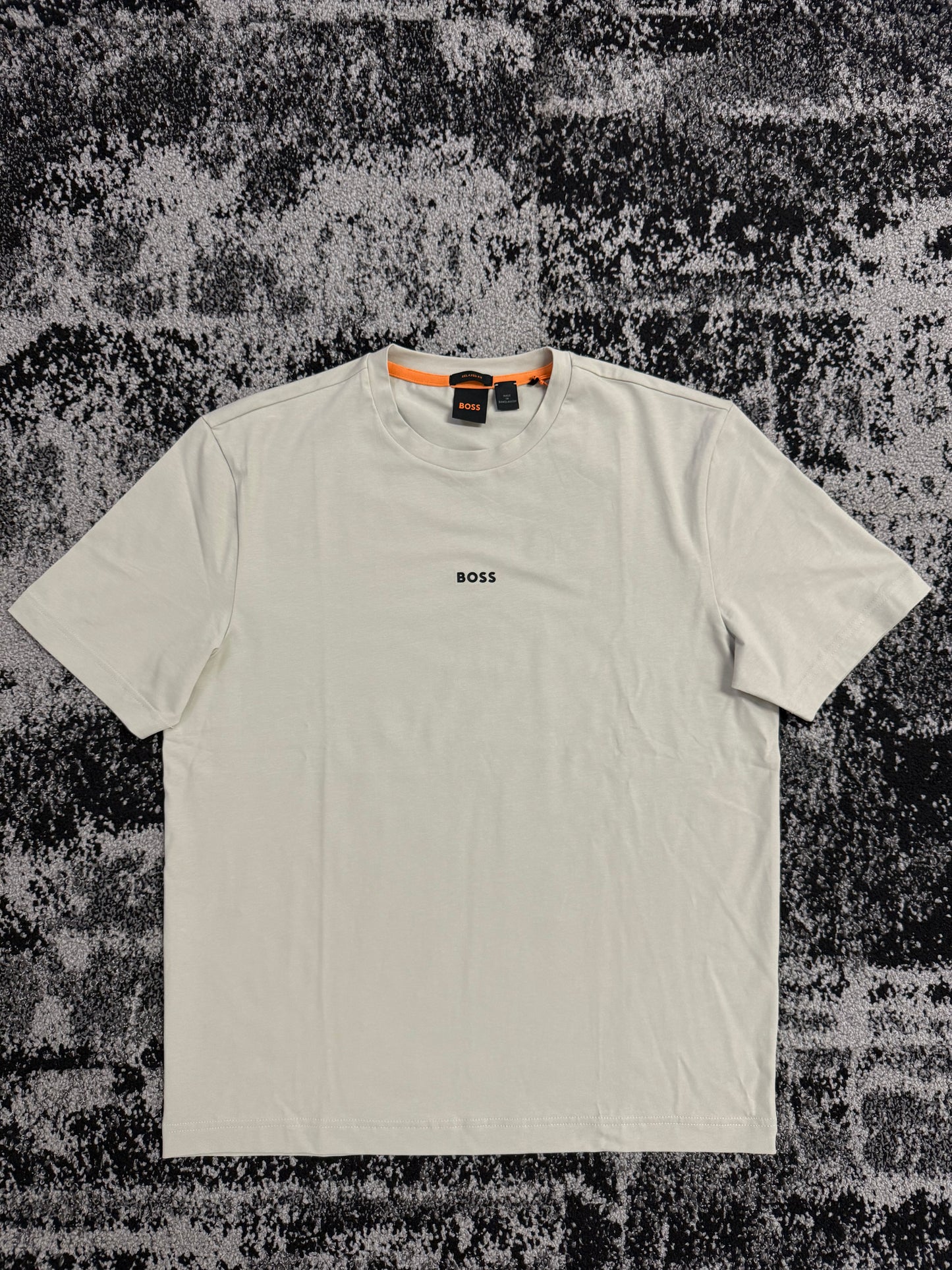 TChup Off-White