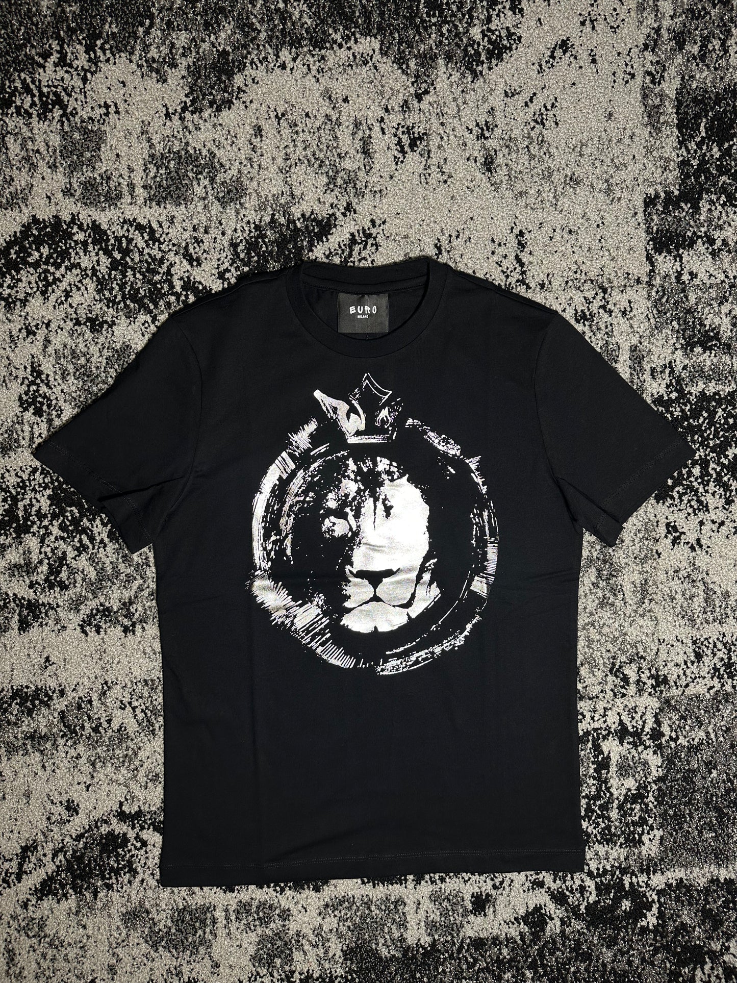 Wild Lion Black